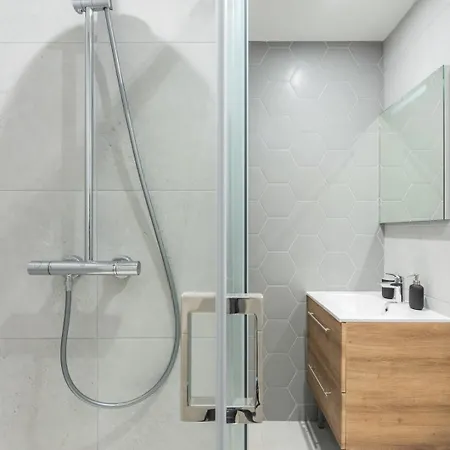 Renovated 1 Bedroom Apartamento Lille