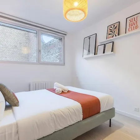 Renovated 1 Bedroom Апартаменты