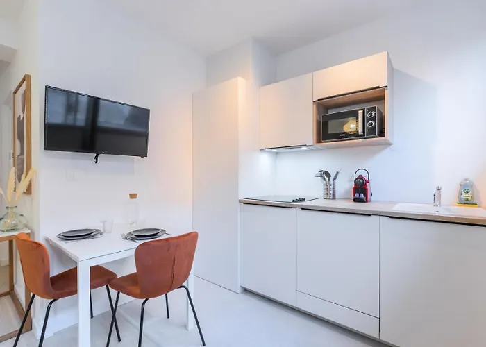 Διαμέρισμα Renovated 1 Bedroom Λιλ
