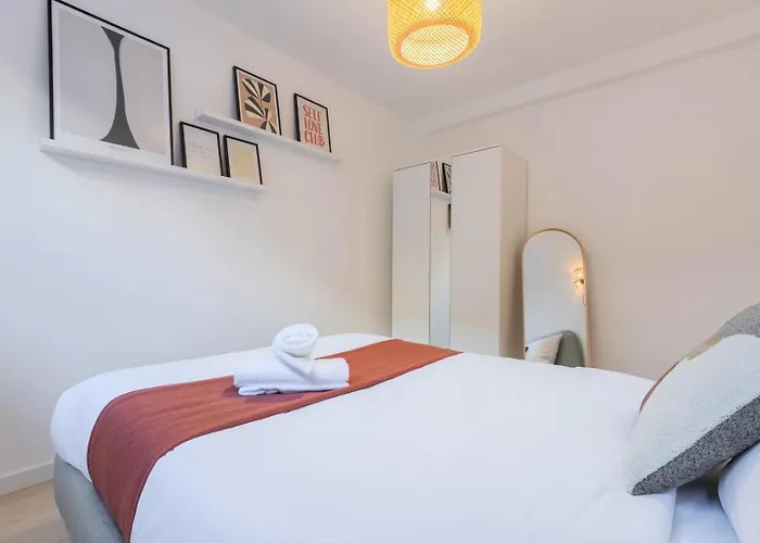 Renovated 1 Bedroom Διαμέρισμα Λιλ