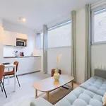 Apartment Renovated 1 Bedroom *